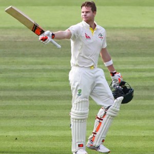 Steve Smith made 215 in Australia's 1st innings